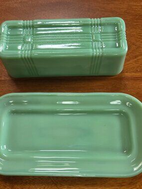 jadeite green glass covered butter dish by tablecraft ribbed pattern